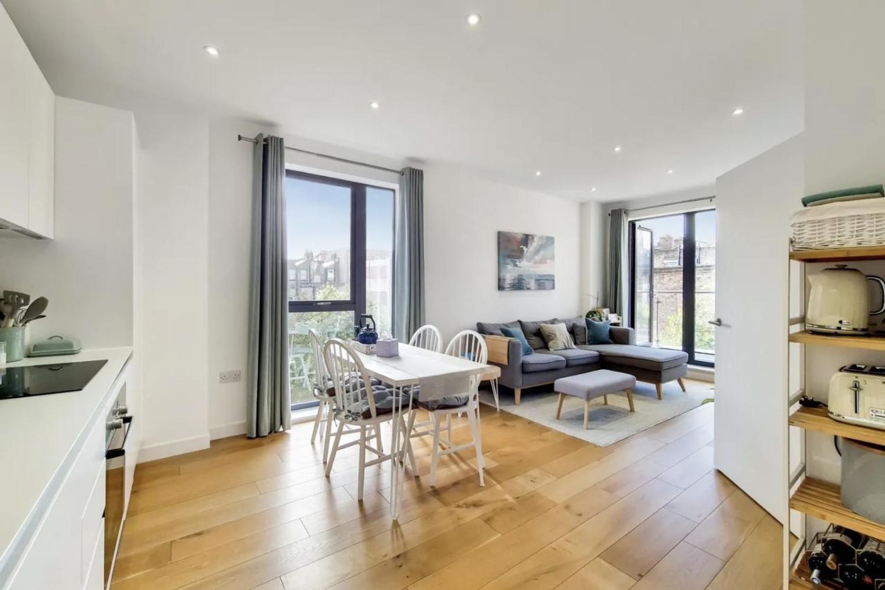 Luxury 2 Bed 2 Bath With Balcony New Build Apartment *South Central London* Exterior foto